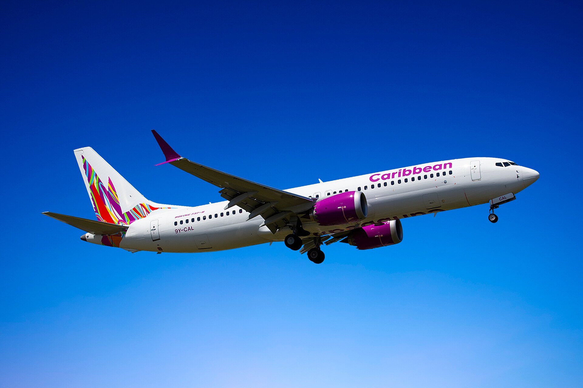 Caribbean Airlines aircraft (BW) — aerolínea con rutas internacionales, photo via Wikimedia Commons (Wikipedia media-list)