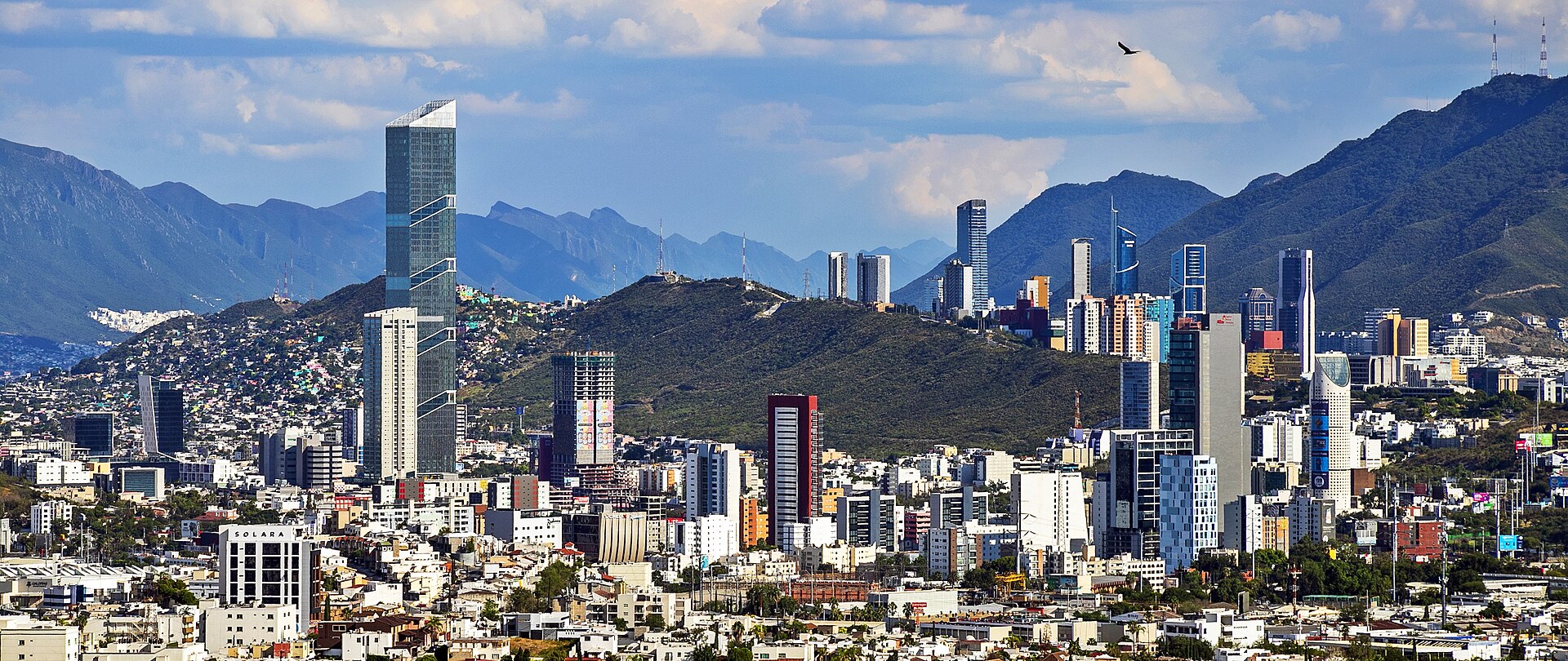 Monterrey (MTY) — aeropuerto internacional, photo via Wikimedia Commons (media-list scan)